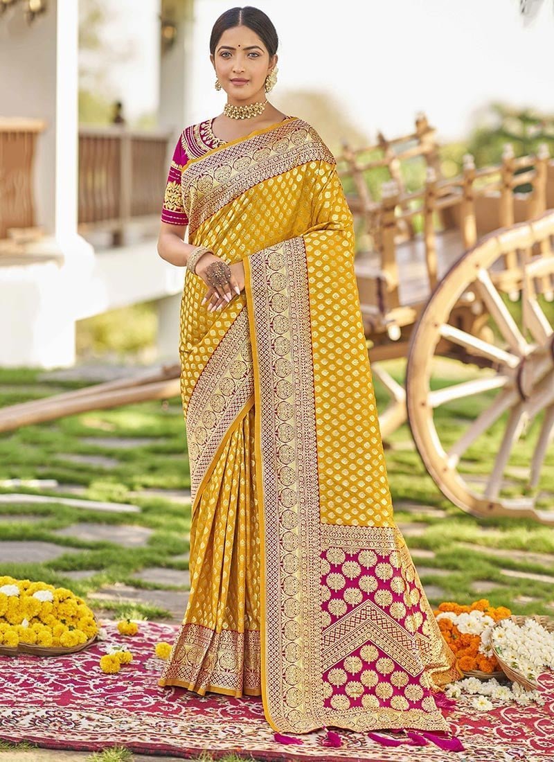 golden-elegance-yellow-benarasi-silk-jacquard-zari-saree-sas3smn1738-u.jpg