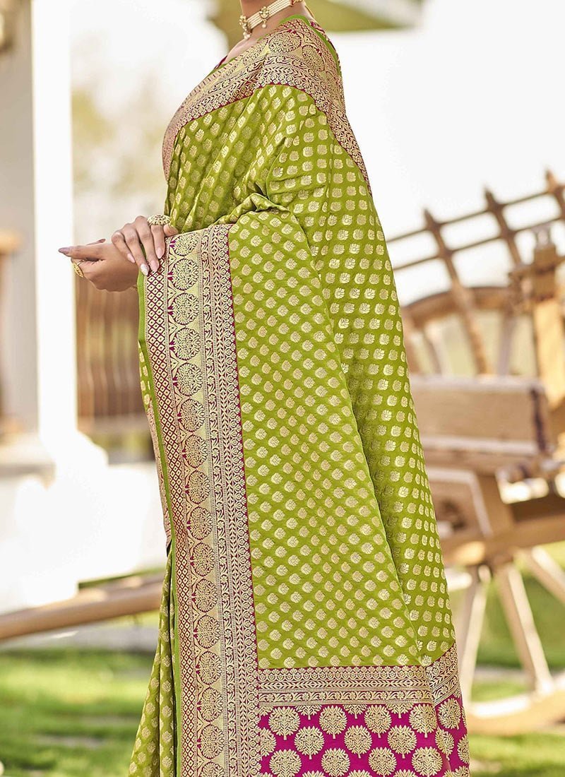 regal-green-benarasi-silk-jacquard-zari-saree-traditional-elegance-sas3smn1740-l.jpg